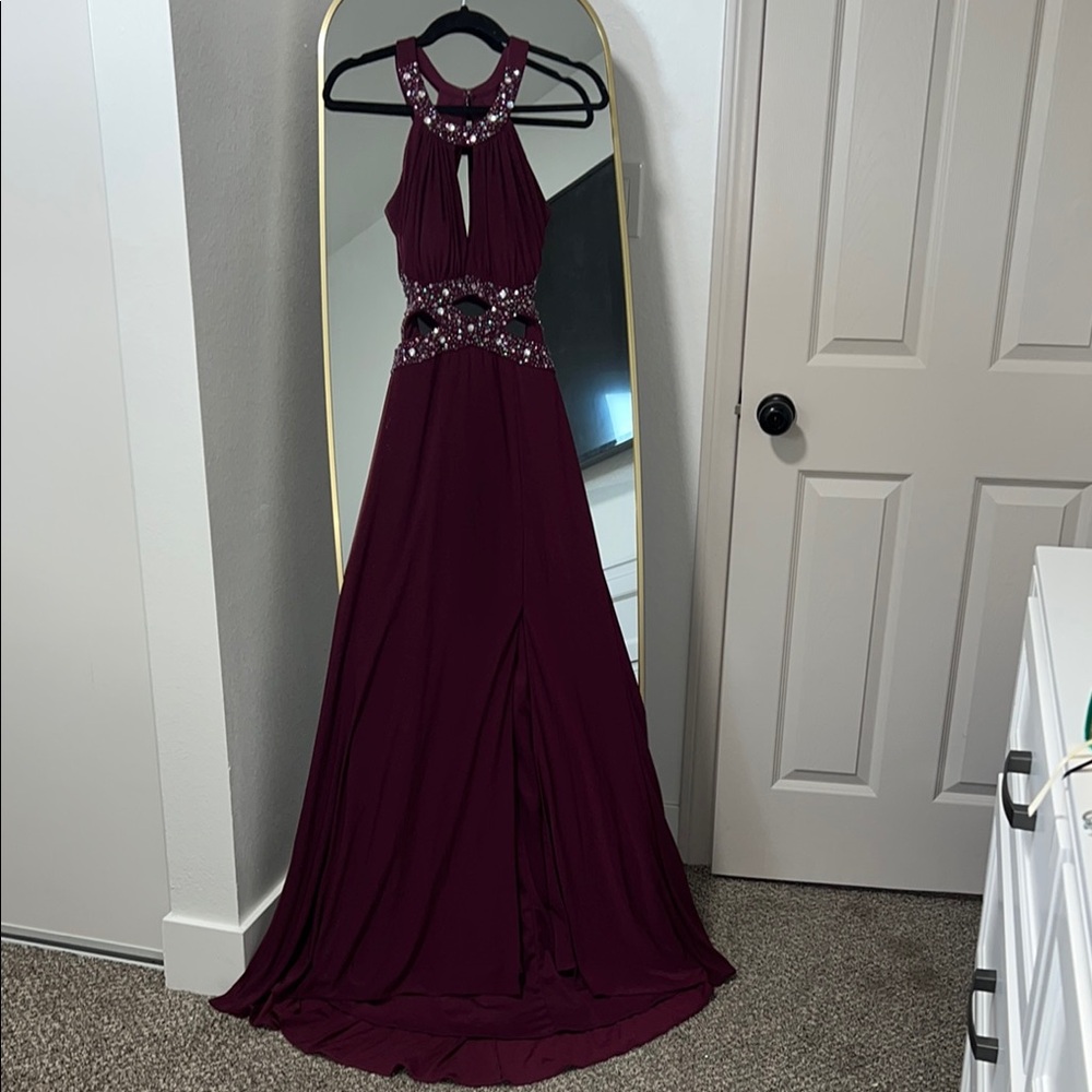 Elegant Burgundy Evening Gown